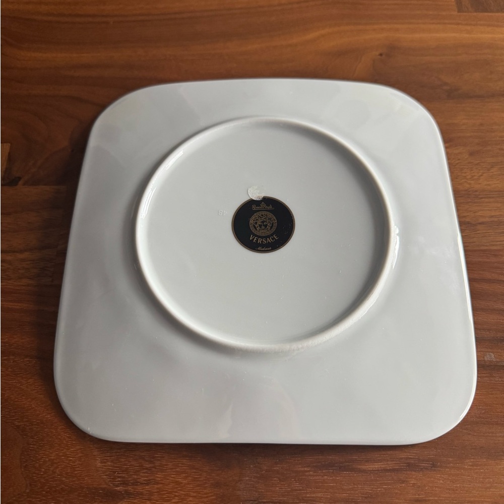 VERSACE BY ROSENTHAL MEDUSA Red Square Plate - Picture 3 of 5